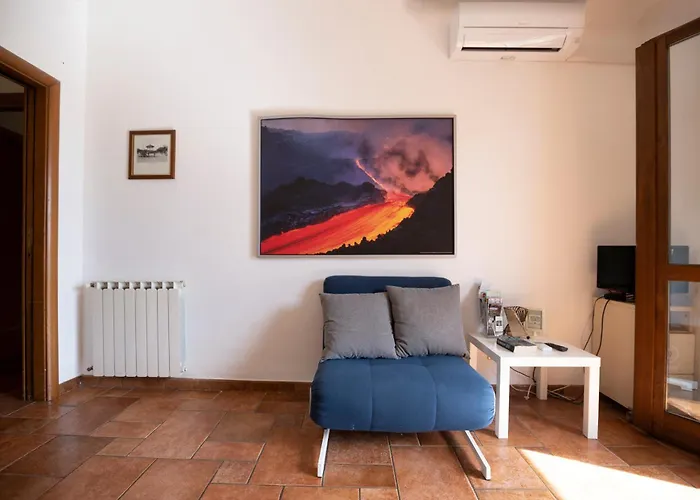 La Circumetnea Home